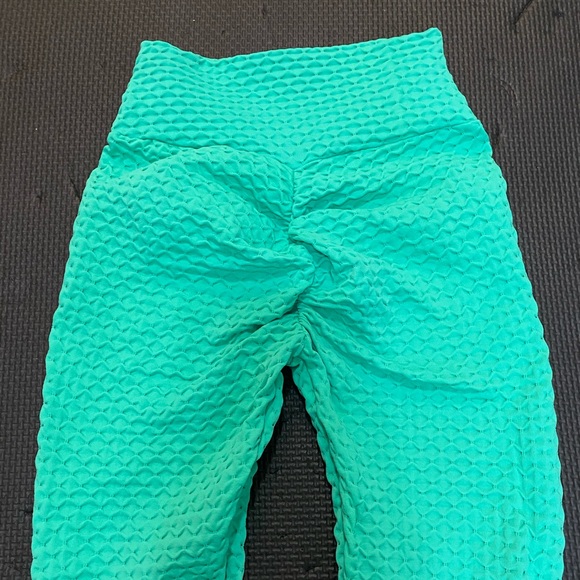 Seamless Scrunch Butt leggings - Picture 2 of 6